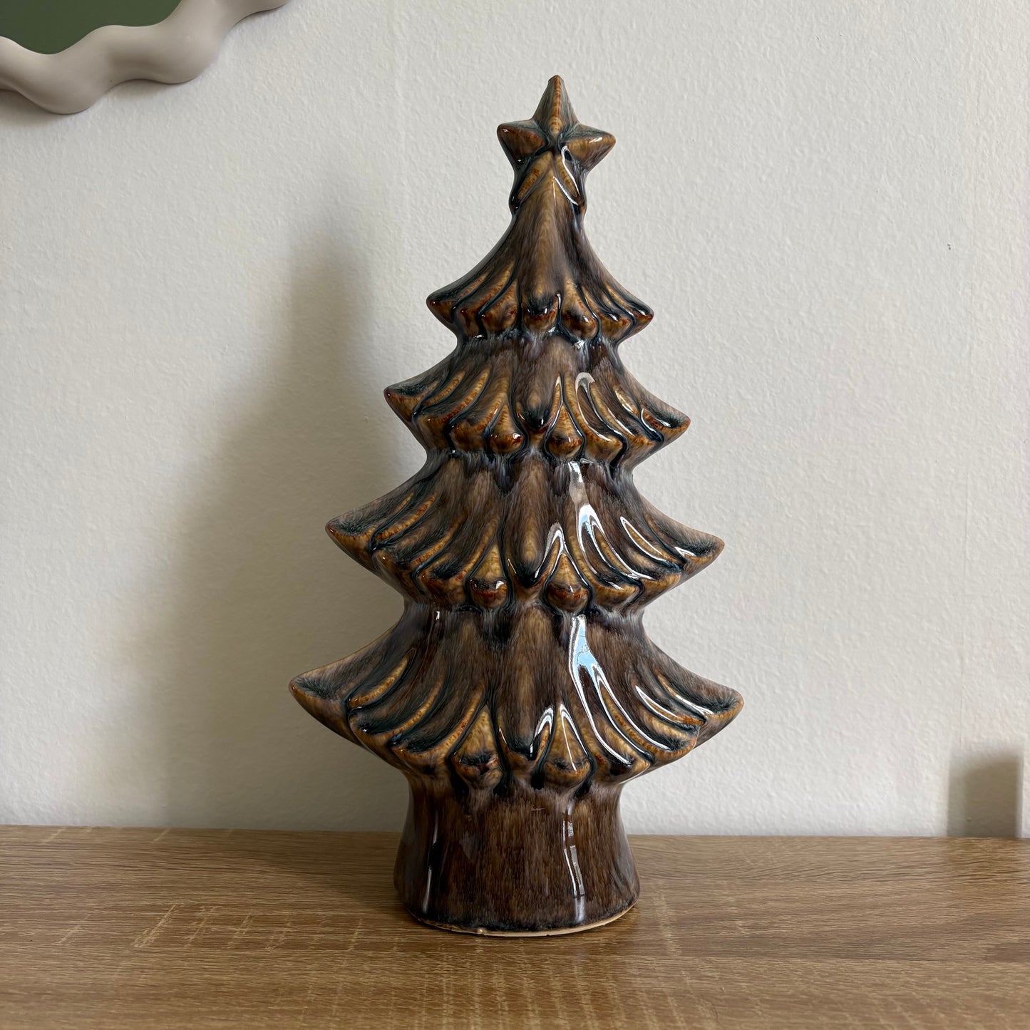 Petit sapin en céramique bleu-gris