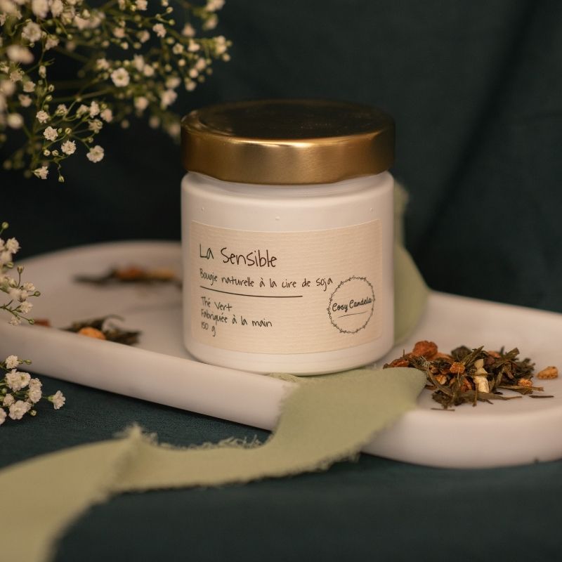 La sensible bougie artisanale parfumée au thé vert fabriquée en Bourgogne