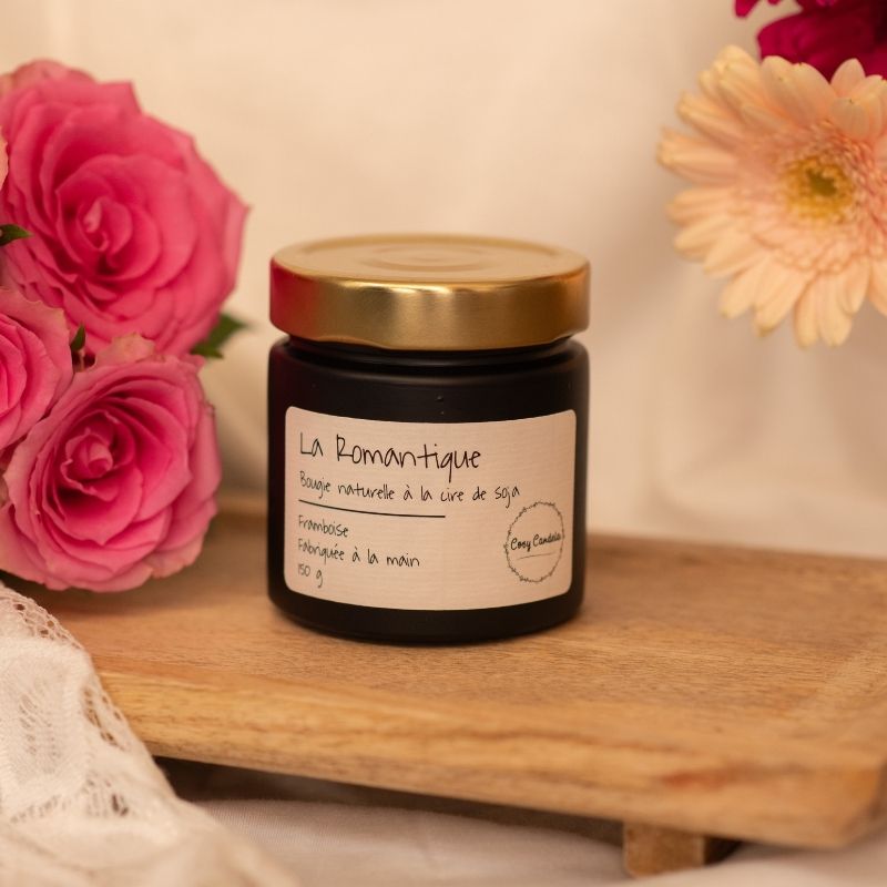 La romantique bougie artisanale parfumée à la framboise fabriquée en Bourgogne